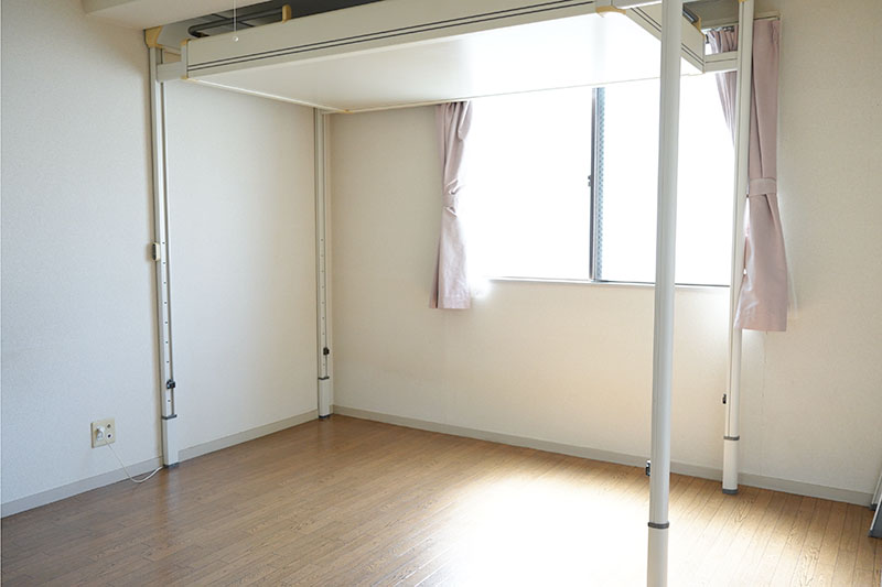 エスポワール西屋208号